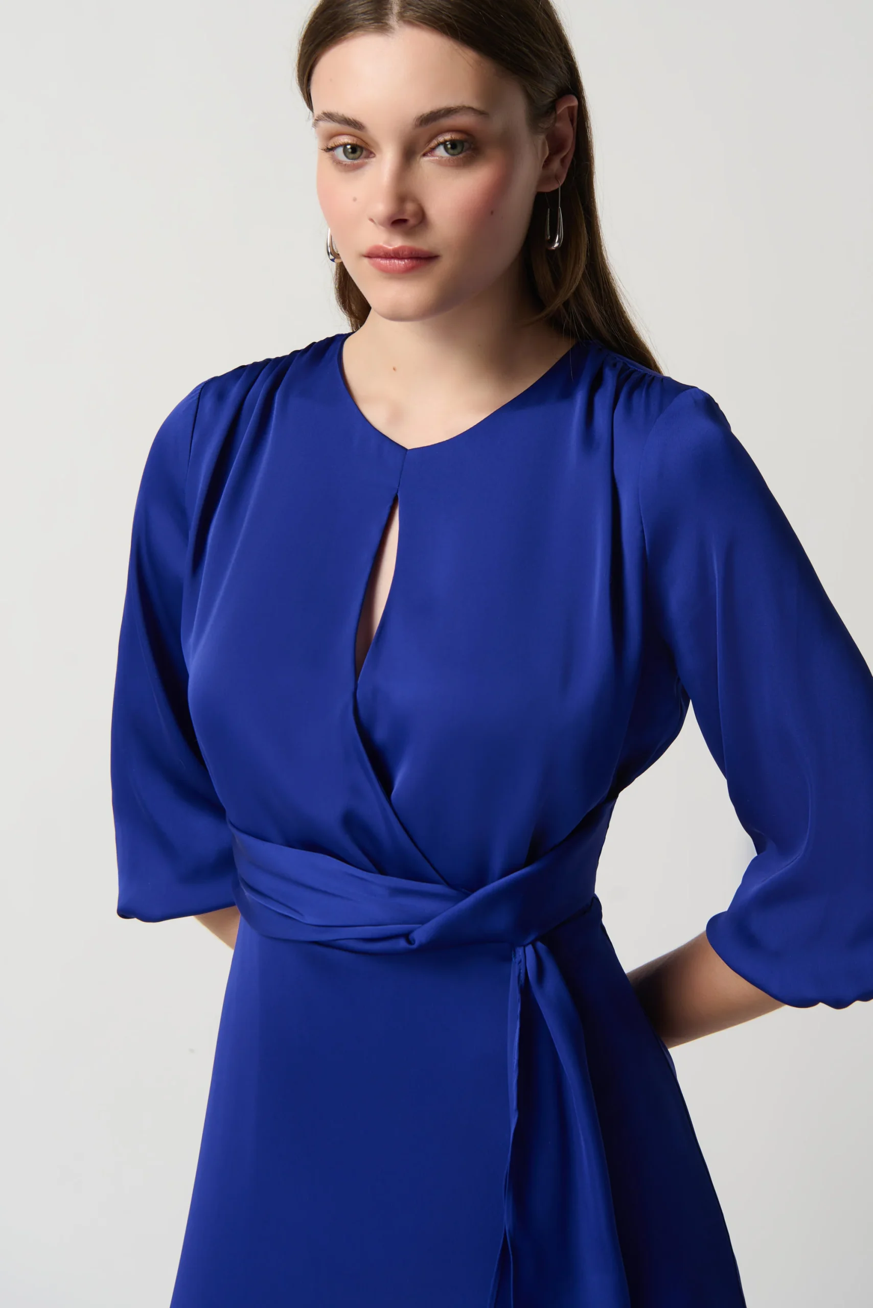 Vestido de línea A satinado azul rey 234127 - Imagen 2