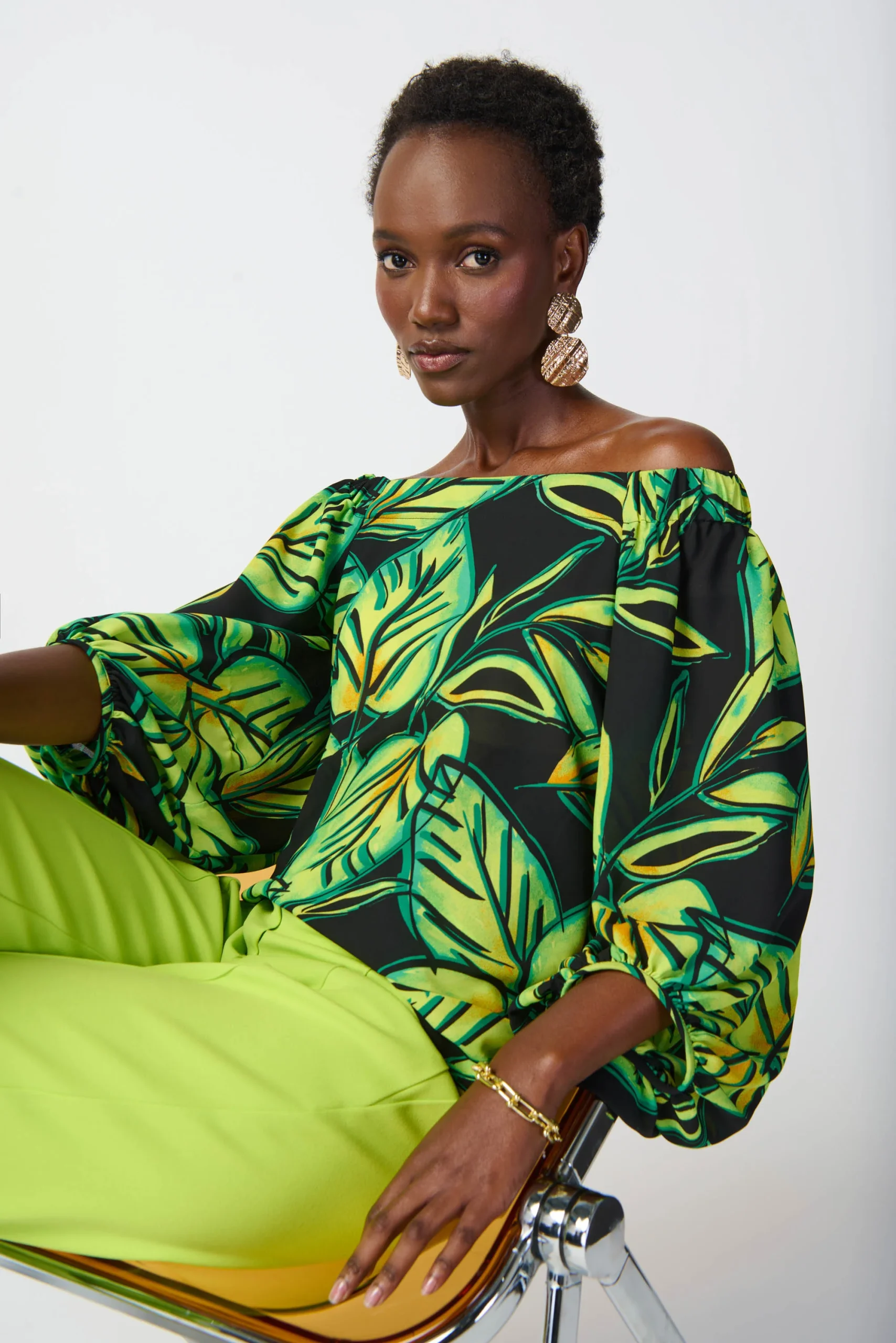 Blusa hombros descubiertos estampado tropical 241277 - Imagen 5